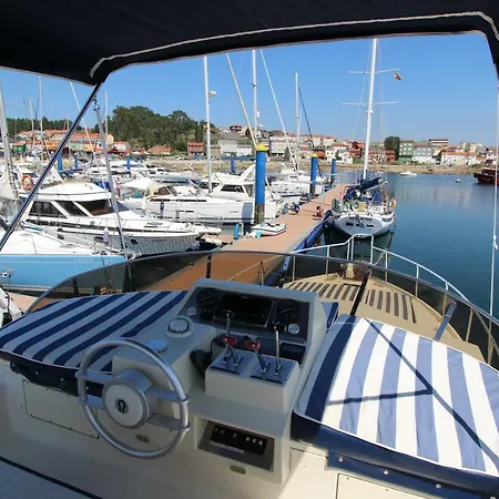 Yacht Galicia Úszó hotel